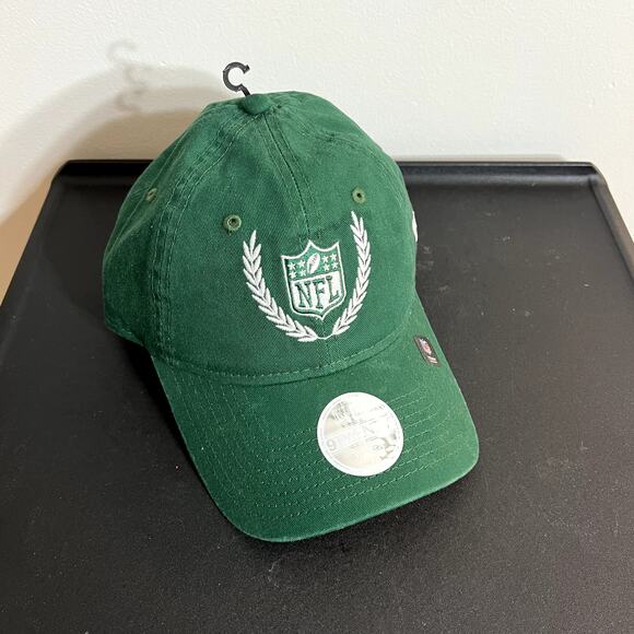 New Era Accessories - NWT Green NFL Baseball Hat